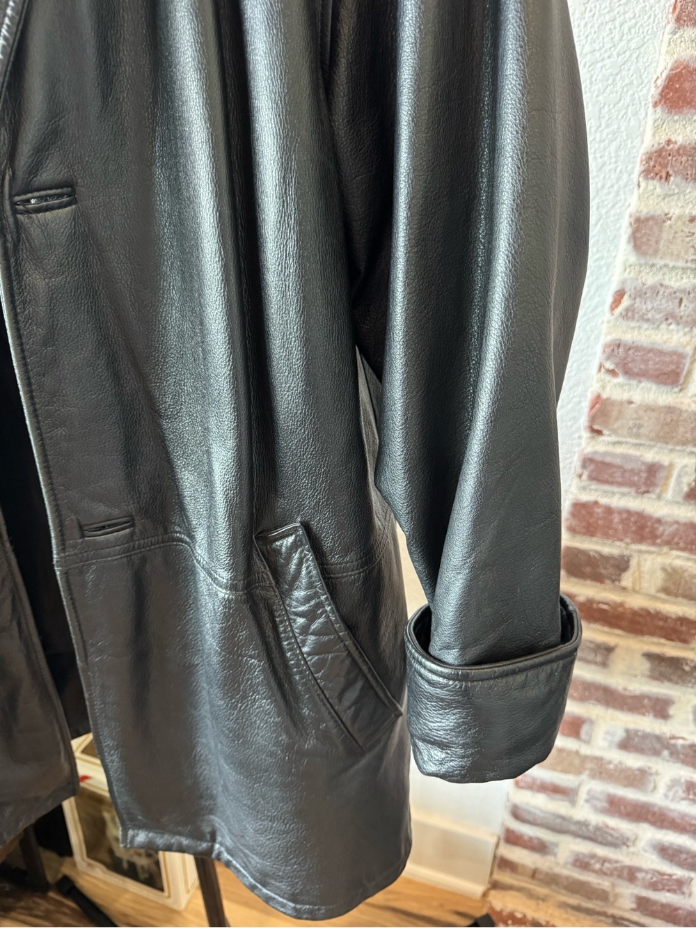 Wilson's Leather Vintage Black Genuine Leather Car / Trench Coat - Large - Picture 2 of 16